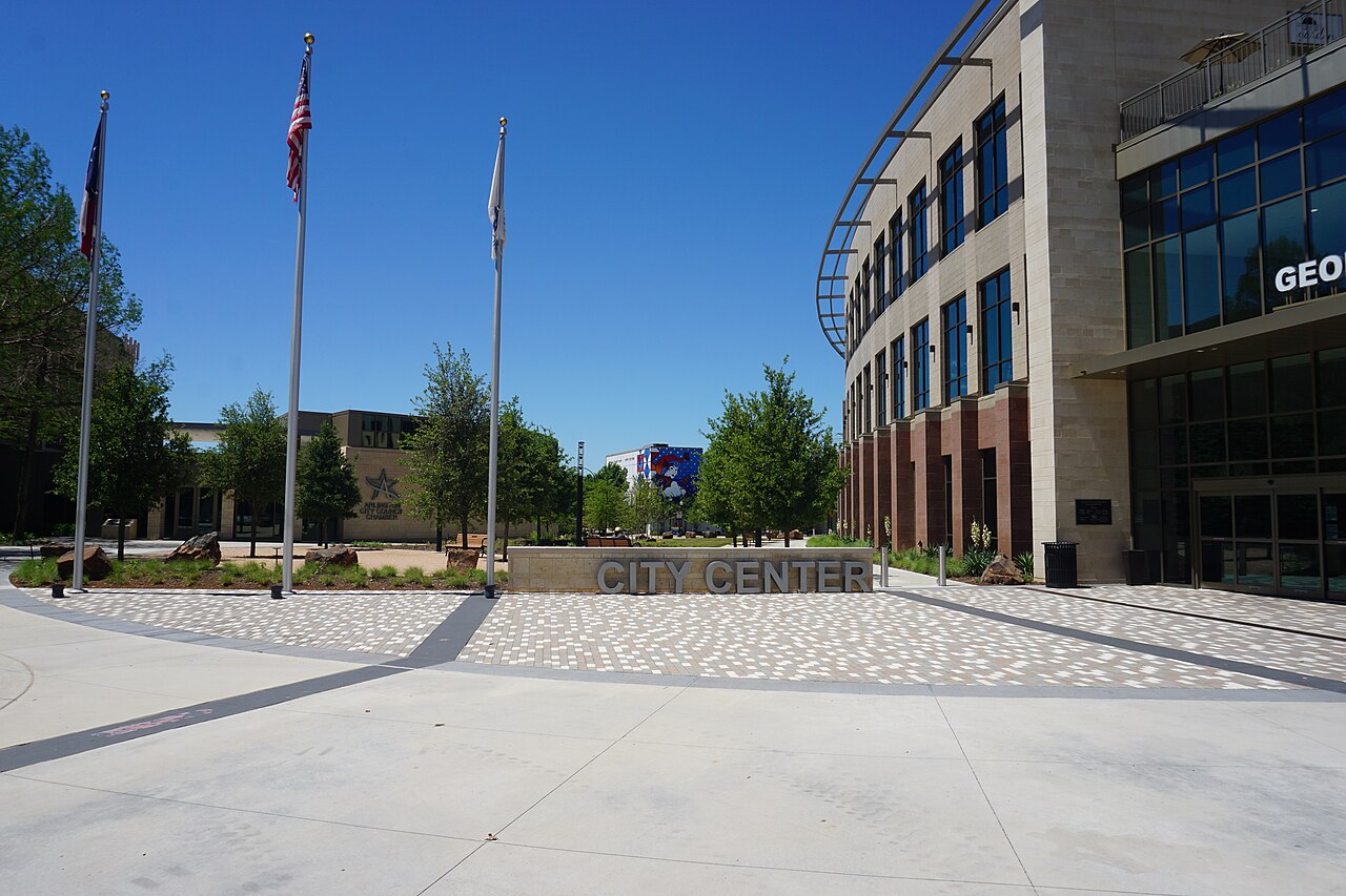 Arlington skyline, a nearby construction market FinTruction serves