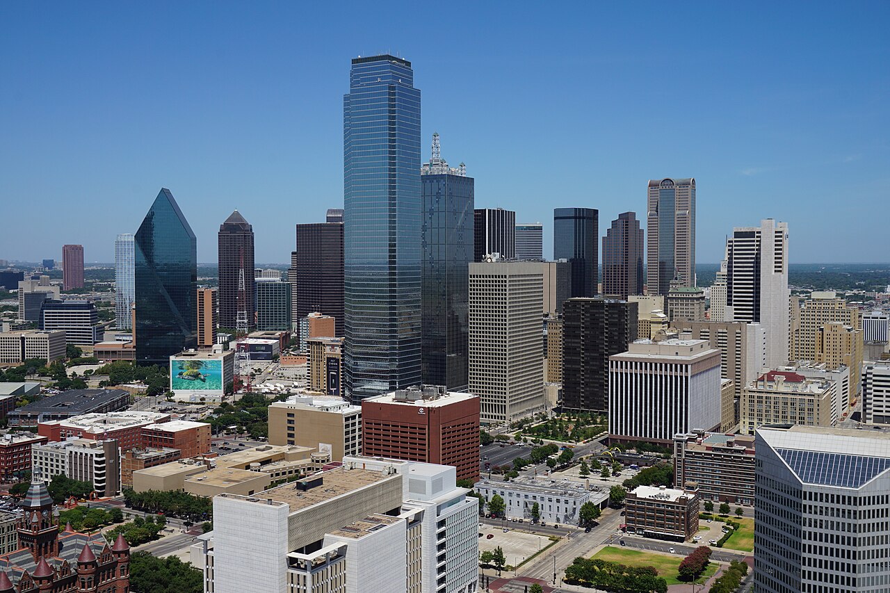 Dallas skyline