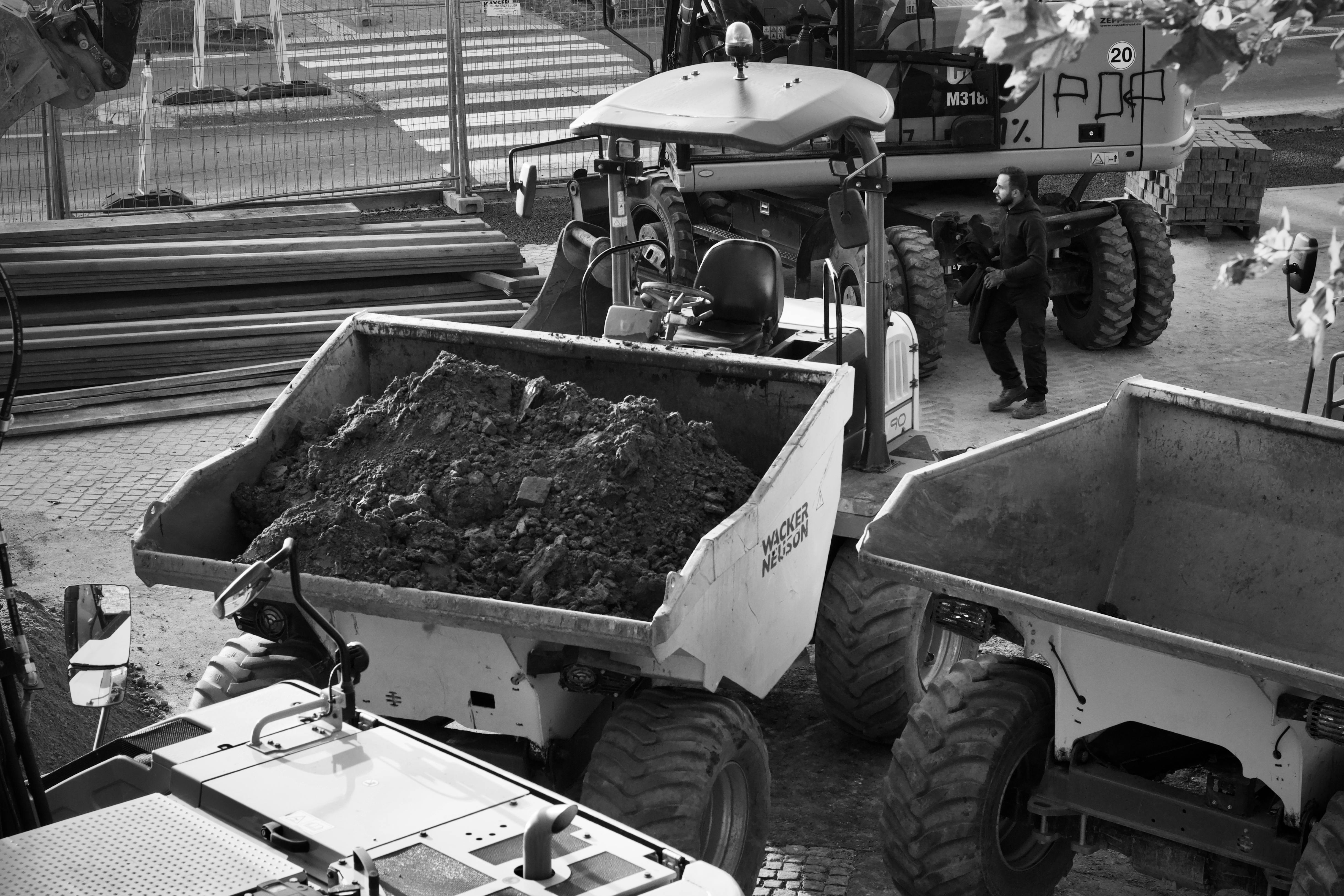 Why Construction Companies Fail: 7 Financial Mistakes That Kill Profitable Contractors