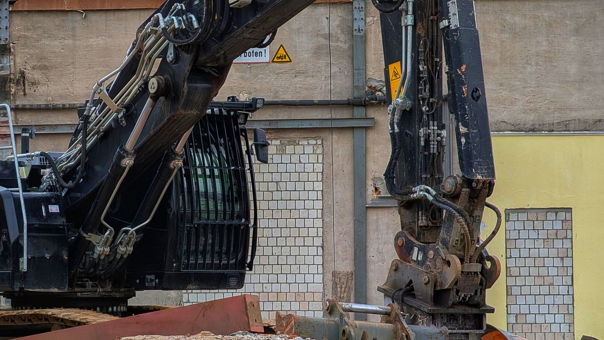 Section 179 for Construction Equipment: What You Can Deduct in 2026